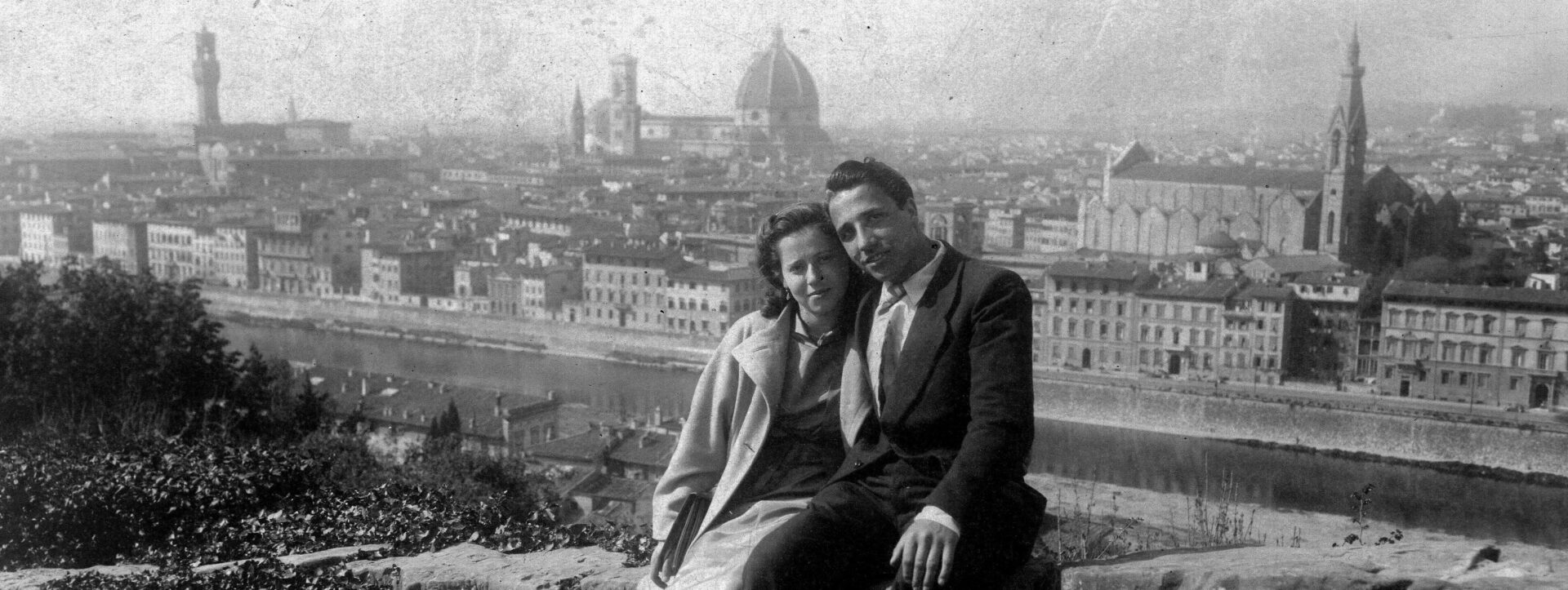 Firenze piazzale Michelangelo babbo e mamma 1951